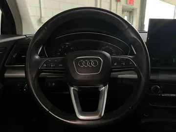2022 Audi Q5 - image 17