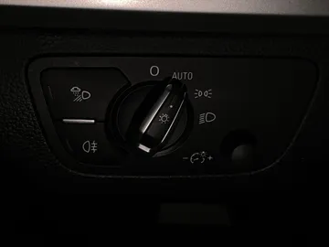 2022 Audi Q5 - image 18