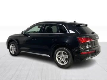 2022 Audi Q5 - image 11