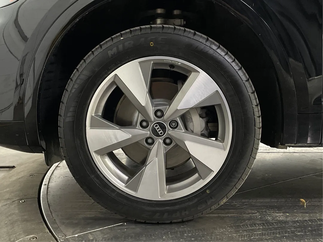 2022 Audi Q5 — photo 5