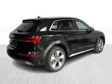 2022 Audi Q5 - image 14
