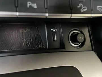 2021 Audi Q5 - image 27