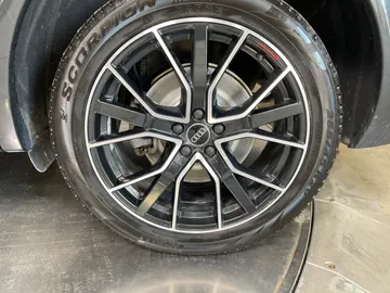 2021 Audi Q5 - image 6