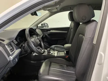 2021 Audi Q5 - image 3