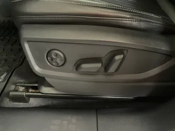 2022 Audi Q5 - image 19