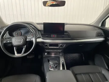 2022 Audi Q5 - image 4