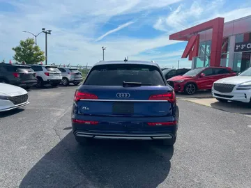 2022 Audi Q5 - image 6