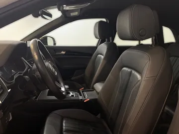 2023 Audi Q5 - image 10