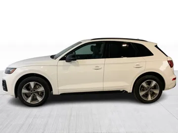 2023 Audi Q5 - image 4