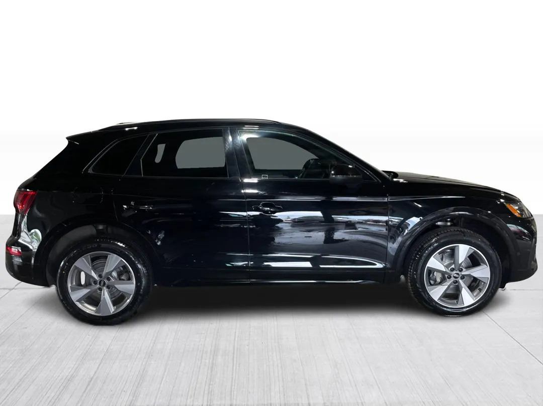 2023 Audi Q5 — photo 2