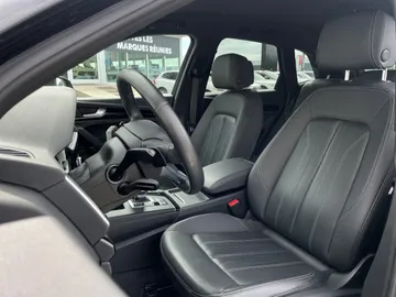 2023 Audi Q5 - image 3