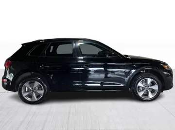 2023 Audi Q5 - image 2