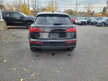 2023 Audi Q5 - image 6