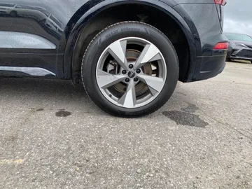 2023 Audi Q5 - image 10