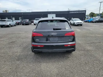 2023 Audi Q5 - image 7