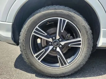 2022 Audi Q3 - image 7