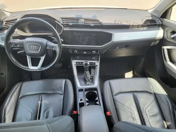 2022 Audi Q3 - image 9