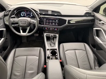 2023 Audi Q3 - image 9