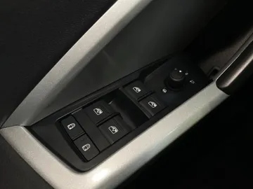 2022 Audi Q3 - image 25