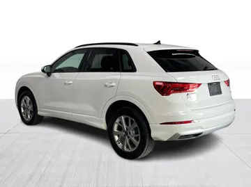 2022 Audi Q3 - image 12
