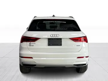 2022 Audi Q3 - image 13