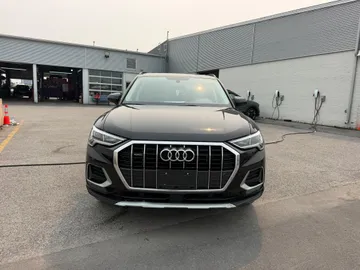 2021 Audi Q3 - image 2
