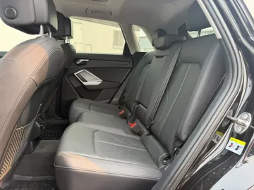2021 Audi Q3 - image 12