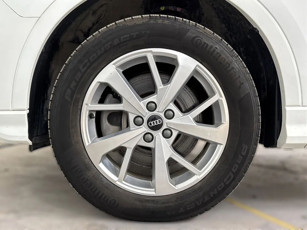 2021 Audi Q3 — photo 6