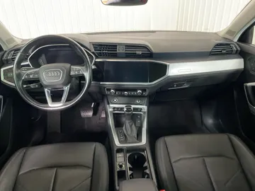2021 Audi Q3 - image 4