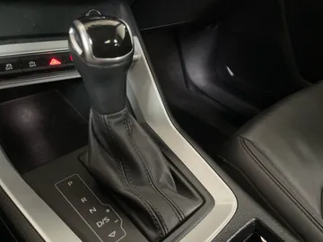 2021 Audi Q3 - image 27