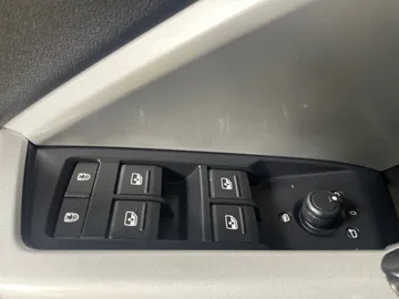 2022 Audi Q3 - image 25
