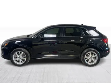 2022 Audi Q3 - image 11