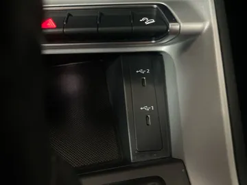 2022 Audi Q3 - image 28