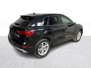2022 Audi Q3 - image 15