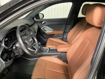 2022 Audi Q3 - image 3