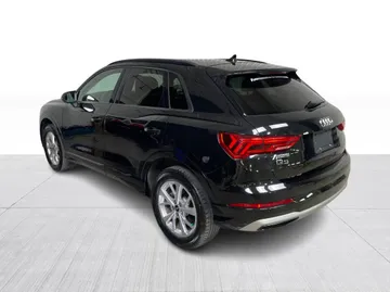 2022 Audi Q3 - image 12
