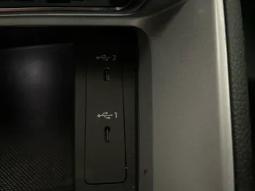 2022 Audi Q3 - image 28