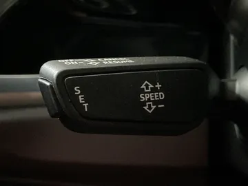 2020 Audi Q3 - image 25