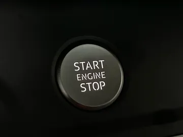 2020 Audi Q3 - image 23