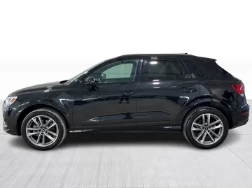 2022 Audi Q3 - image 11