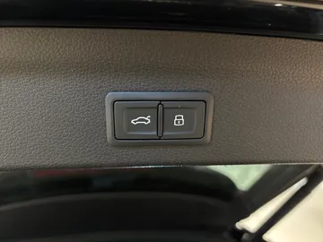 2022 Audi Q3 - image 21