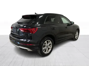 2022 Audi Q3 - image 8