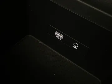2018 Audi Q5 - image 26