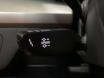 2018 Audi Q5 - image 23