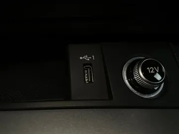 2020 Audi Q5 - image 26