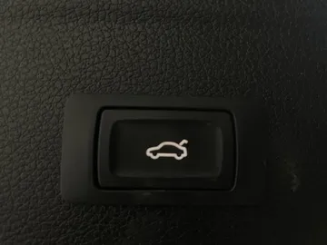 2020 Audi Q5 - image 19