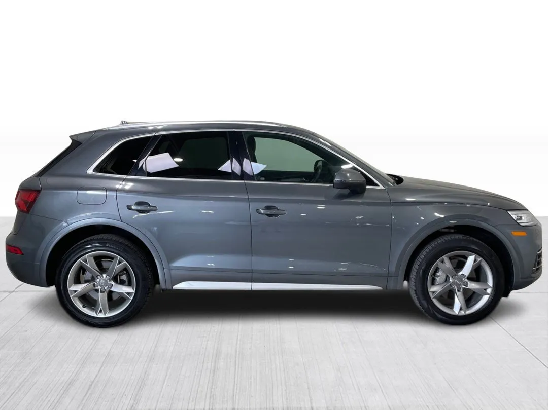2020 Audi Q5 — photo 2