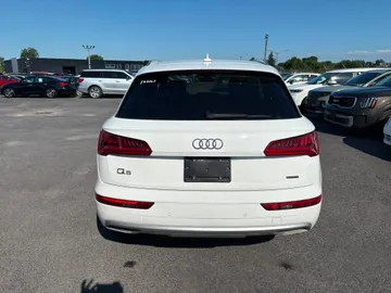 2020 Audi Q5 - image 6