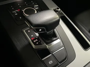 2019 Audi Q5 - image 27