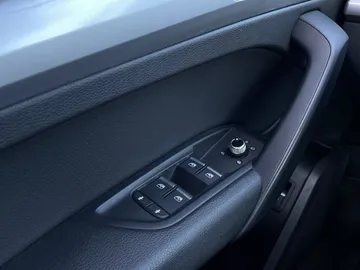 2019 Audi Q5 - image 21